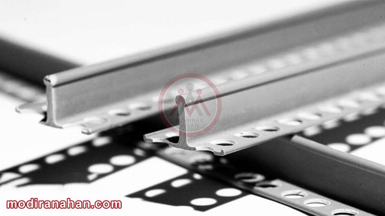 دکسیون.jpg انبار قفسه بندی شده برای ذخیره ی لاستیک